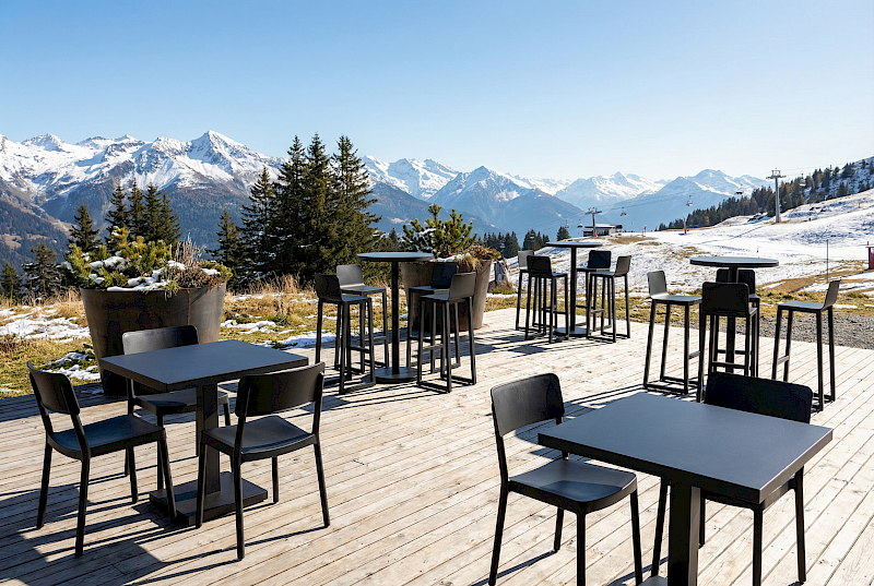 01413 01432 00815 03897 20barcino 20mesa 20cuadrada 20negra alta 20 c3 98 20negra 2b 20lisboa 20silla 20negra taburete 20neg