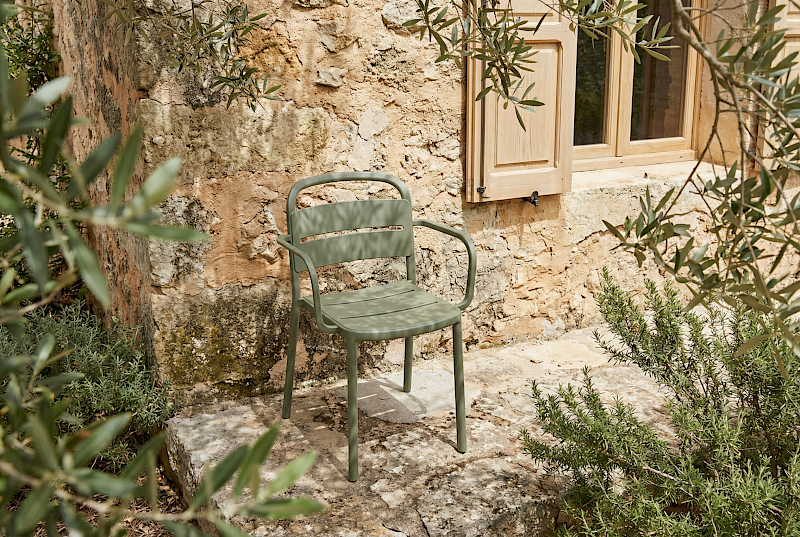 silla 20como 20gris 20verdoso