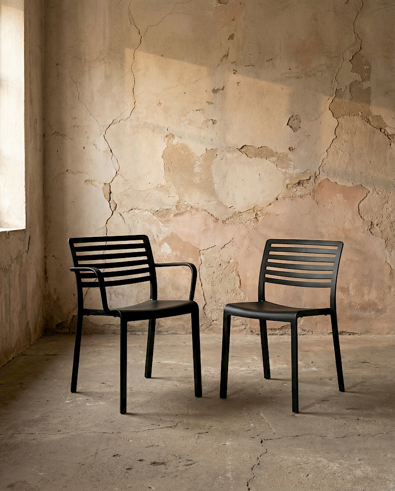 lama negro brazos sinbrazos