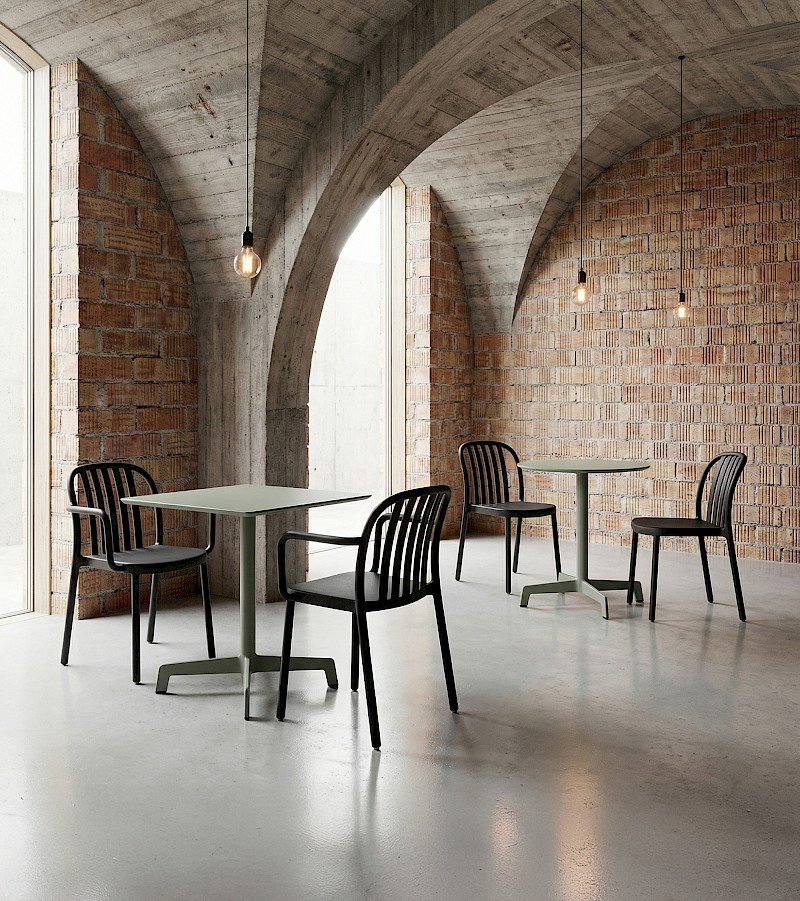 sue 20silla 20negro 20  20sputnik 20mesa 20gris 20verdoso 2