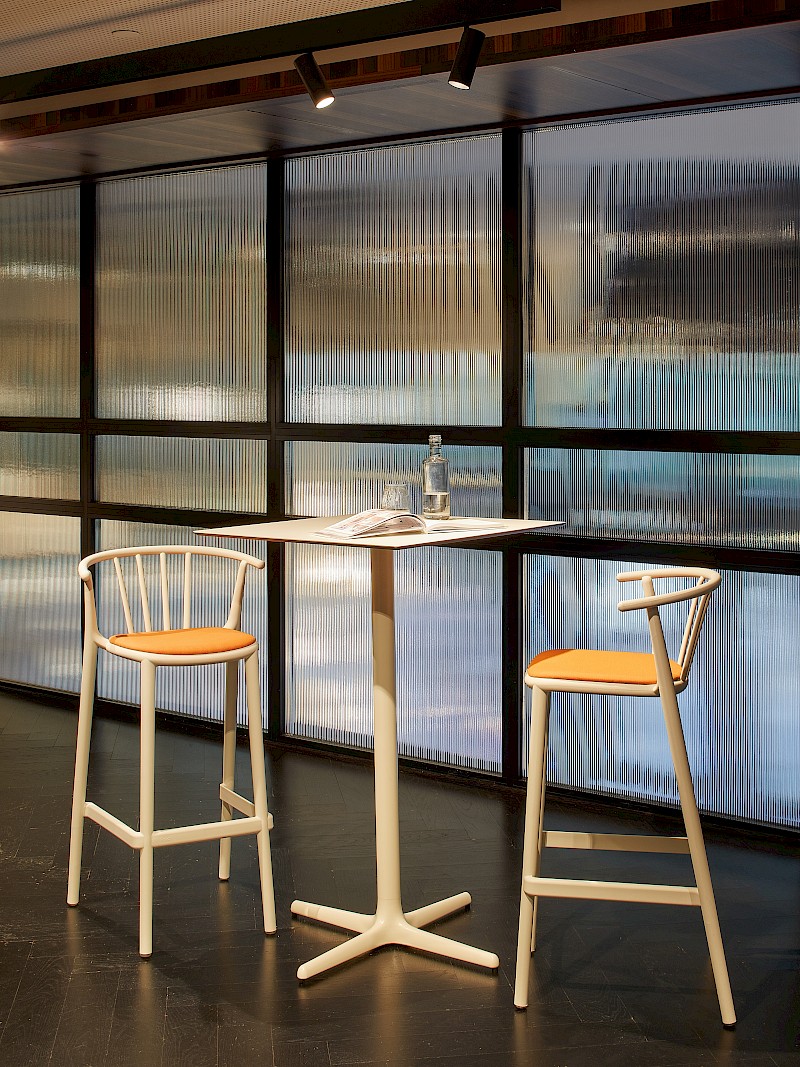 taburete woody tapizado mesa toledo alta3 1