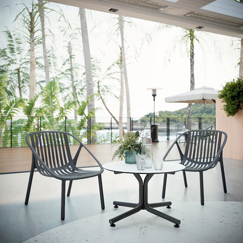 bini lounge hpl bar 1